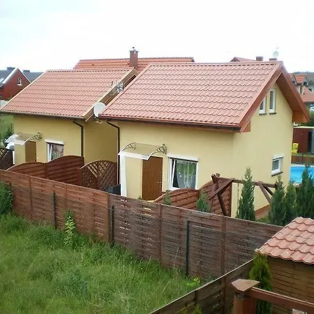 Ferienhaeuser Mit Pool *